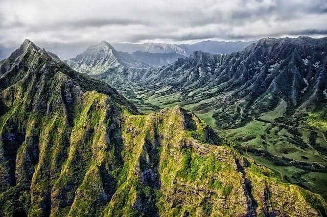 Hawaii Mountains - Best Time to Cruise to Hawaii