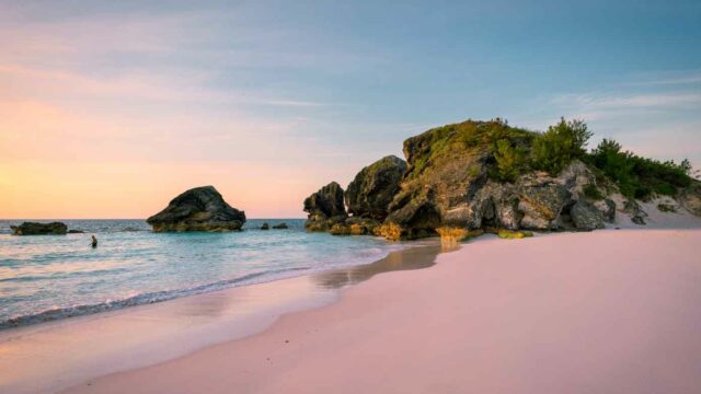 Norwegian: Boston to Bermuda – 35% OFF All Cruises + Free At Sea